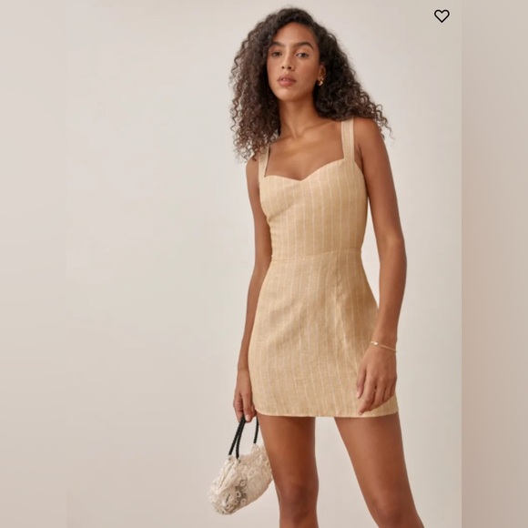 Miso Linen Reformation Dress - Picture 2 of 7